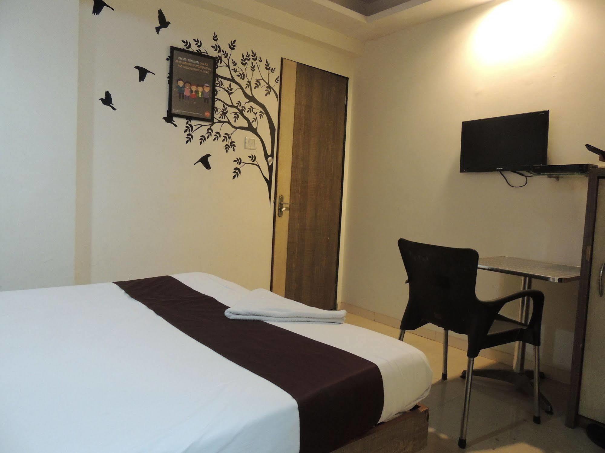 Fabhotel Galaxy Suite مومباي المظهر الخارجي الصورة
